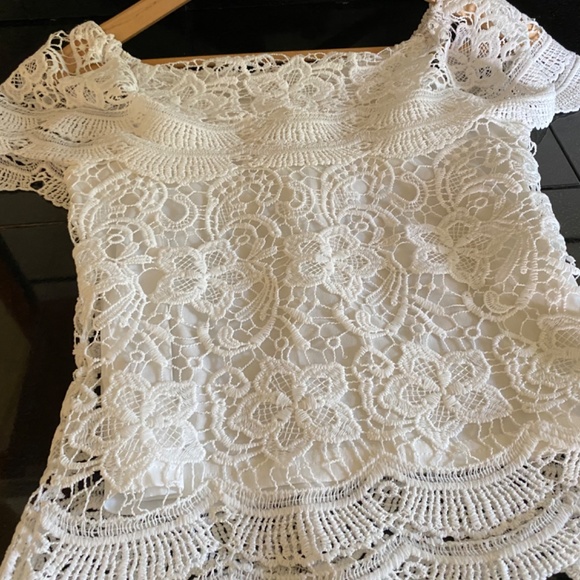 IRIS - Picture 10 of 15